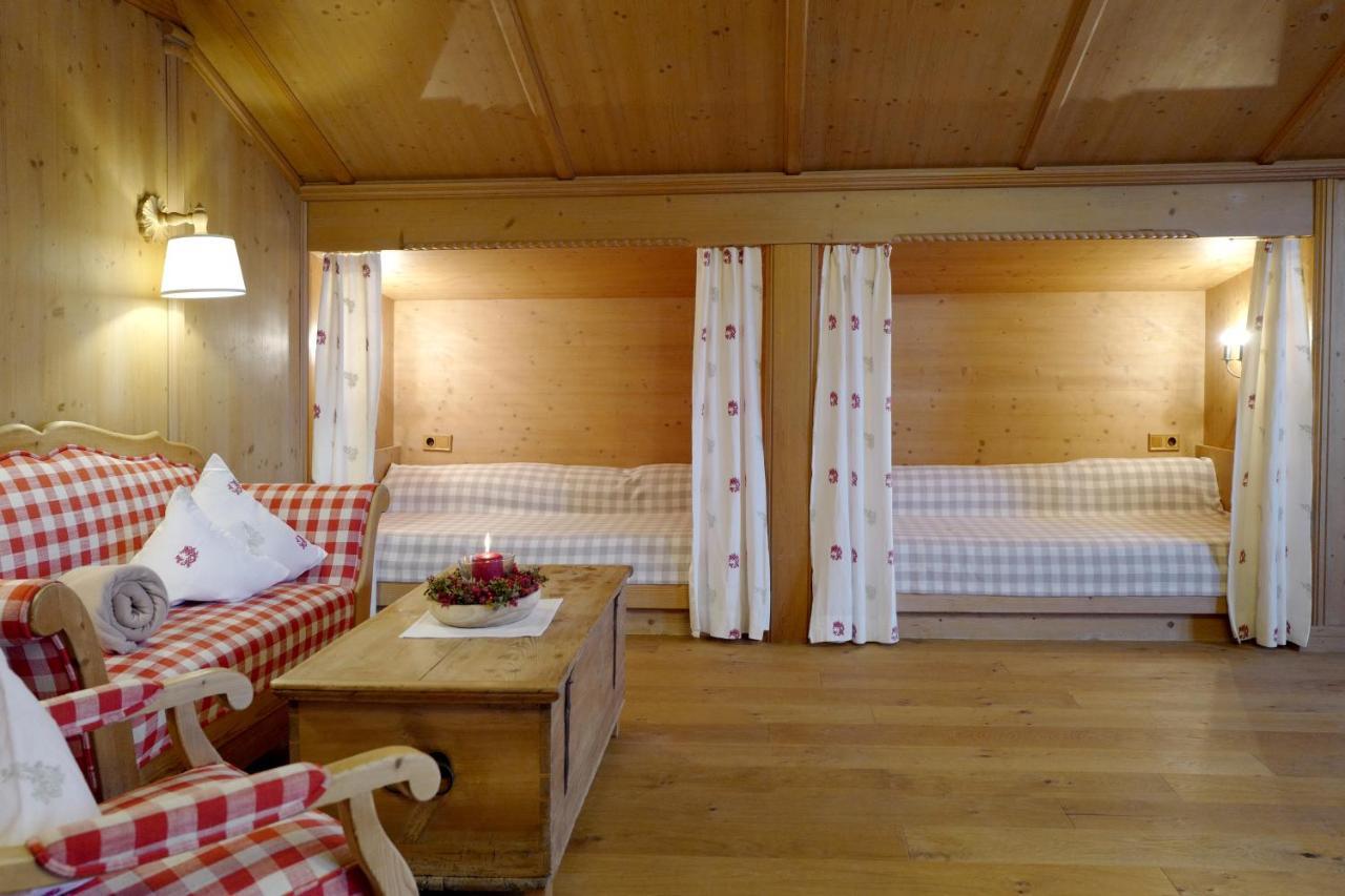 Hotel Maier Zum Kirschner Rotta エクステリア 写真