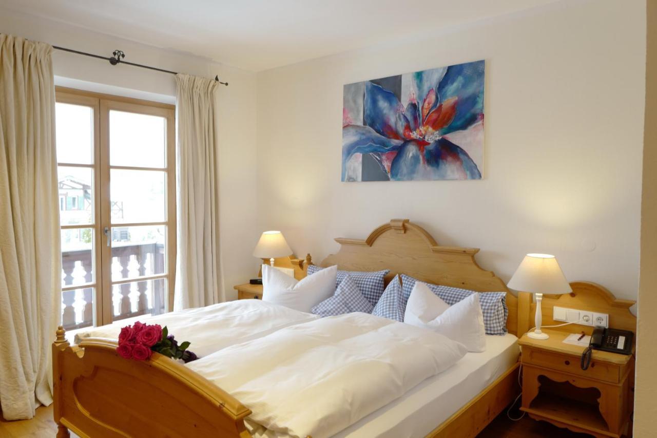 Hotel Maier Zum Kirschner Rotta エクステリア 写真