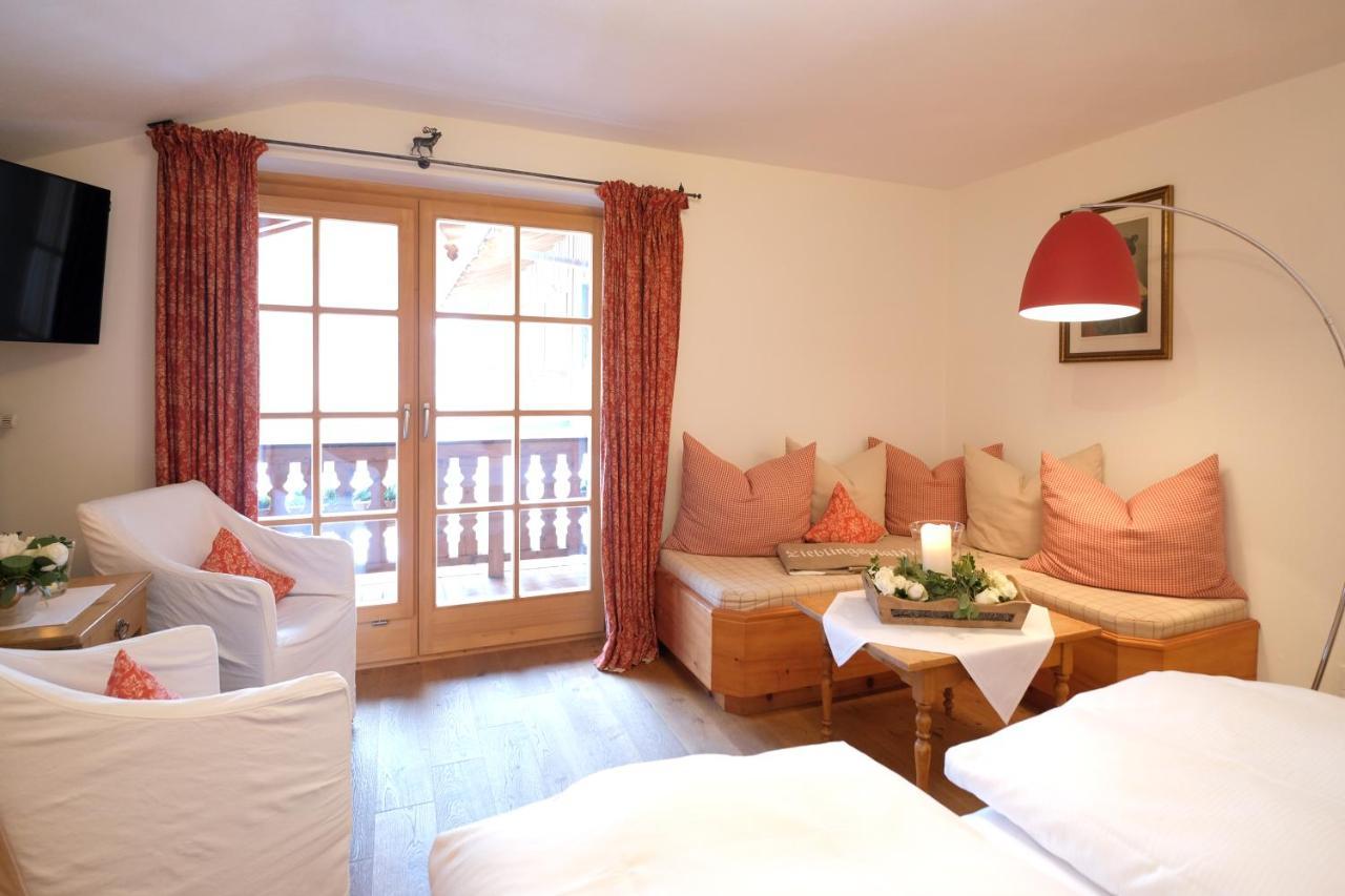 Hotel Maier Zum Kirschner Rotta エクステリア 写真